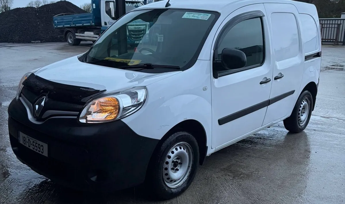 2018 Renault Kangoo van in very good condition - Image 4