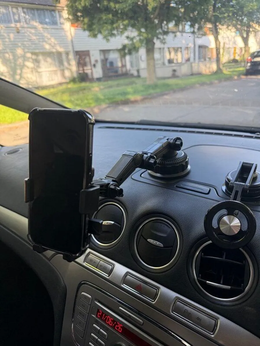 phone holder - Image 4