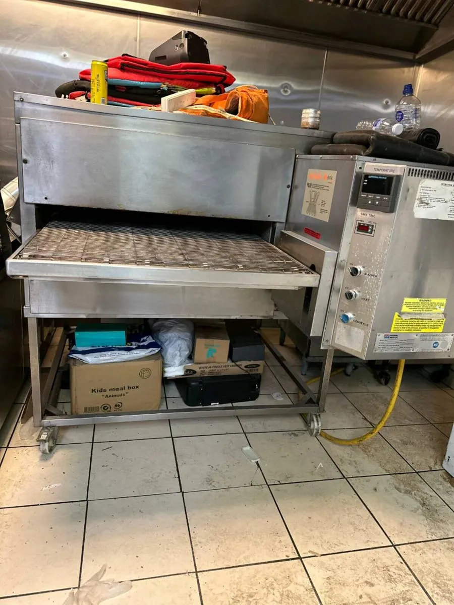Marshall 32" Conveyor Pizza Oven – Commercial Grad - Image 3