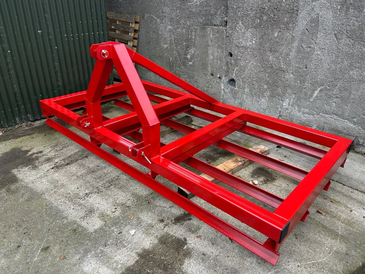 Land leveller - Image 1