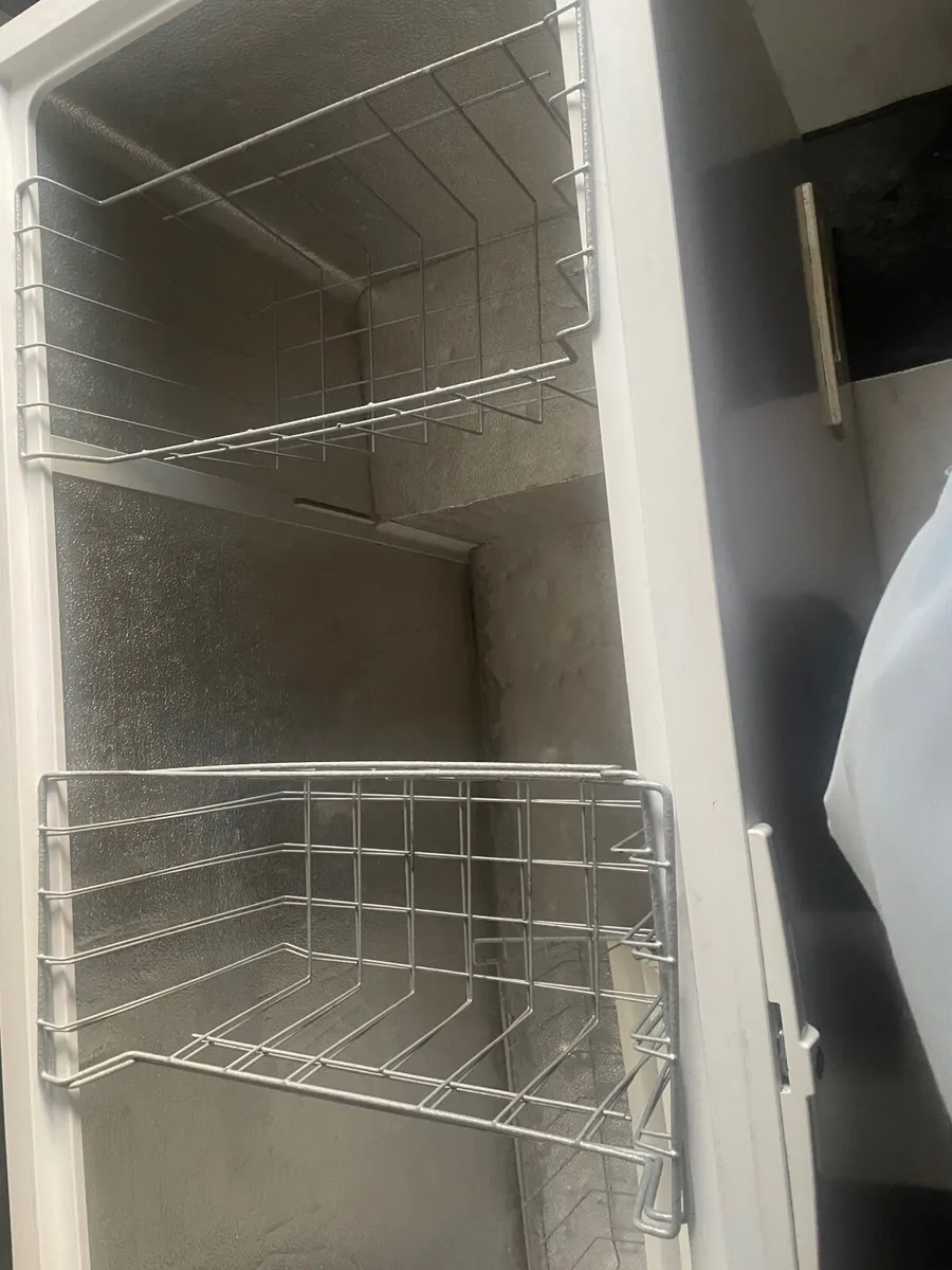 Chest freezer - Image 2