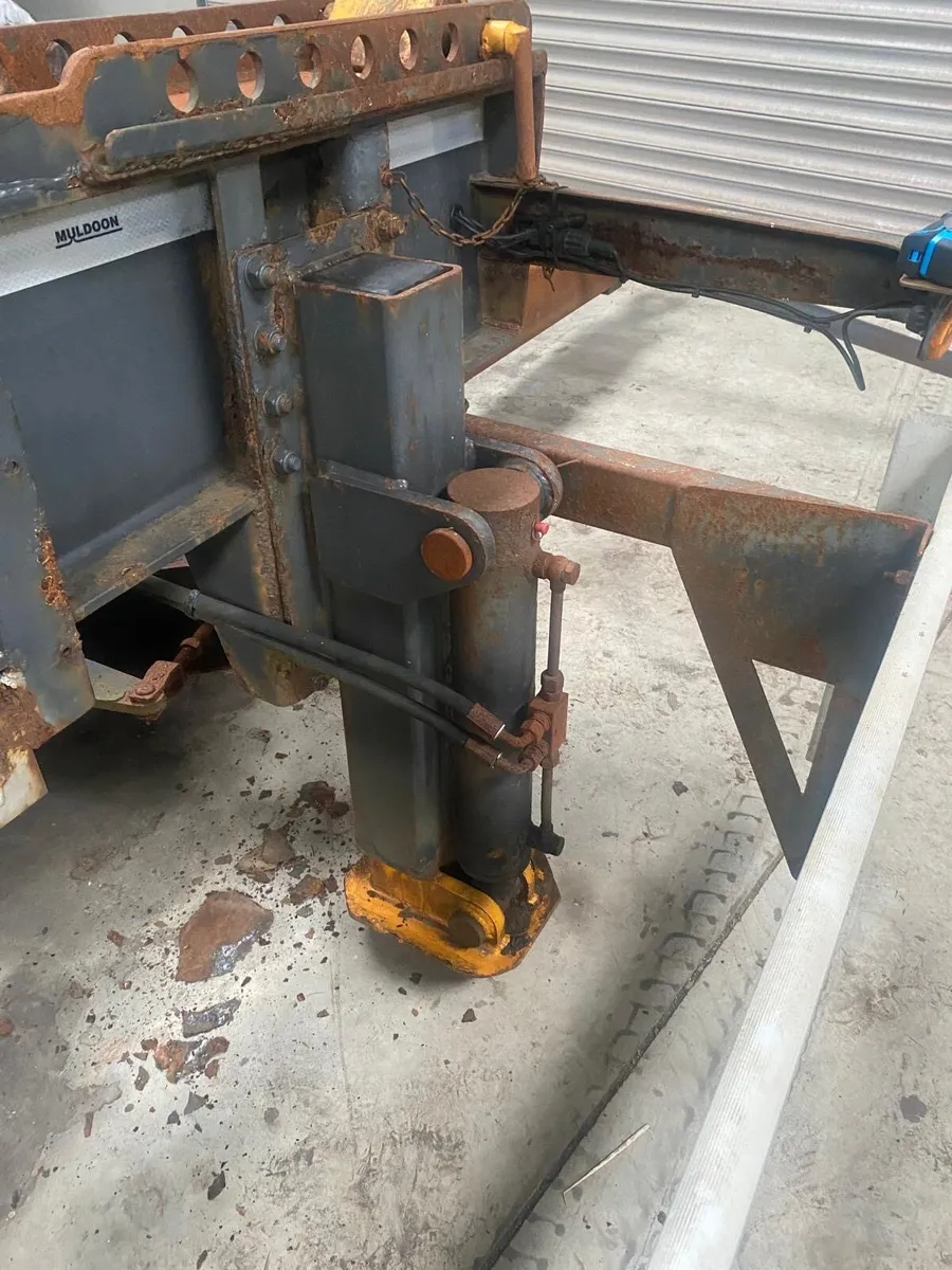 Hydraulic Jack Legs for Sale - Image 3