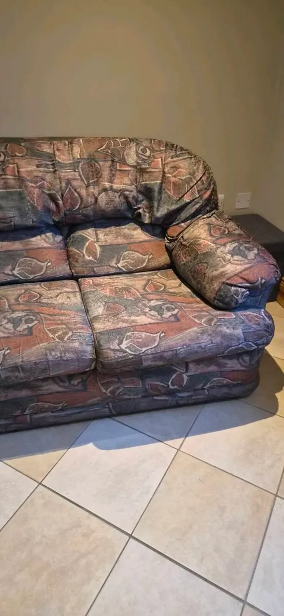 3 seater couch - Image 3