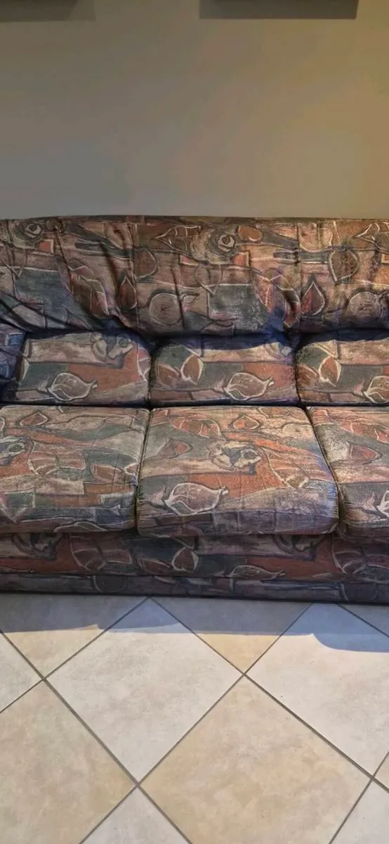 3 seater couch - Image 4