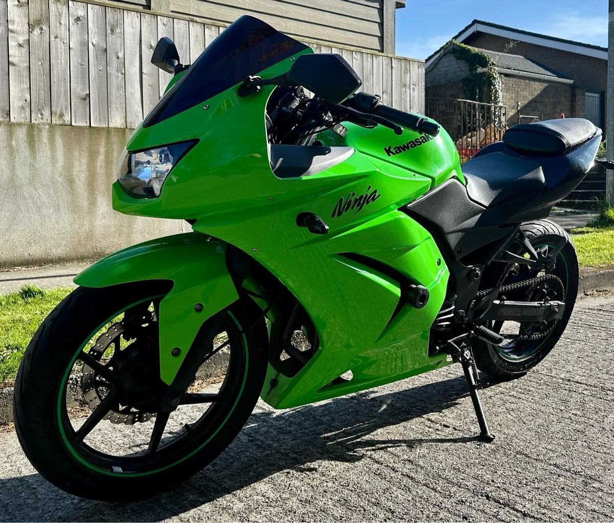 🟢Kawasaki Ninja 250R🟢 - Image 2