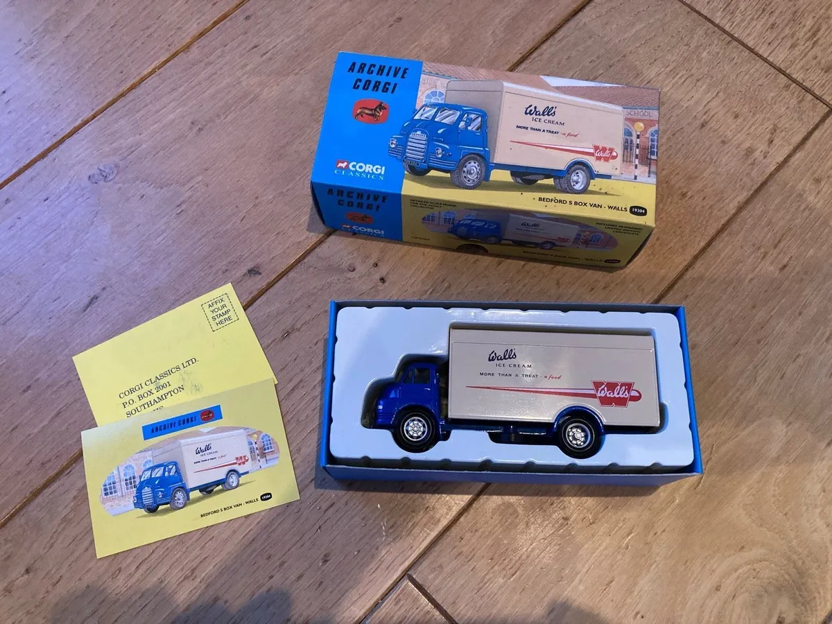 Model Walls Ice Cream Van - Image 1
