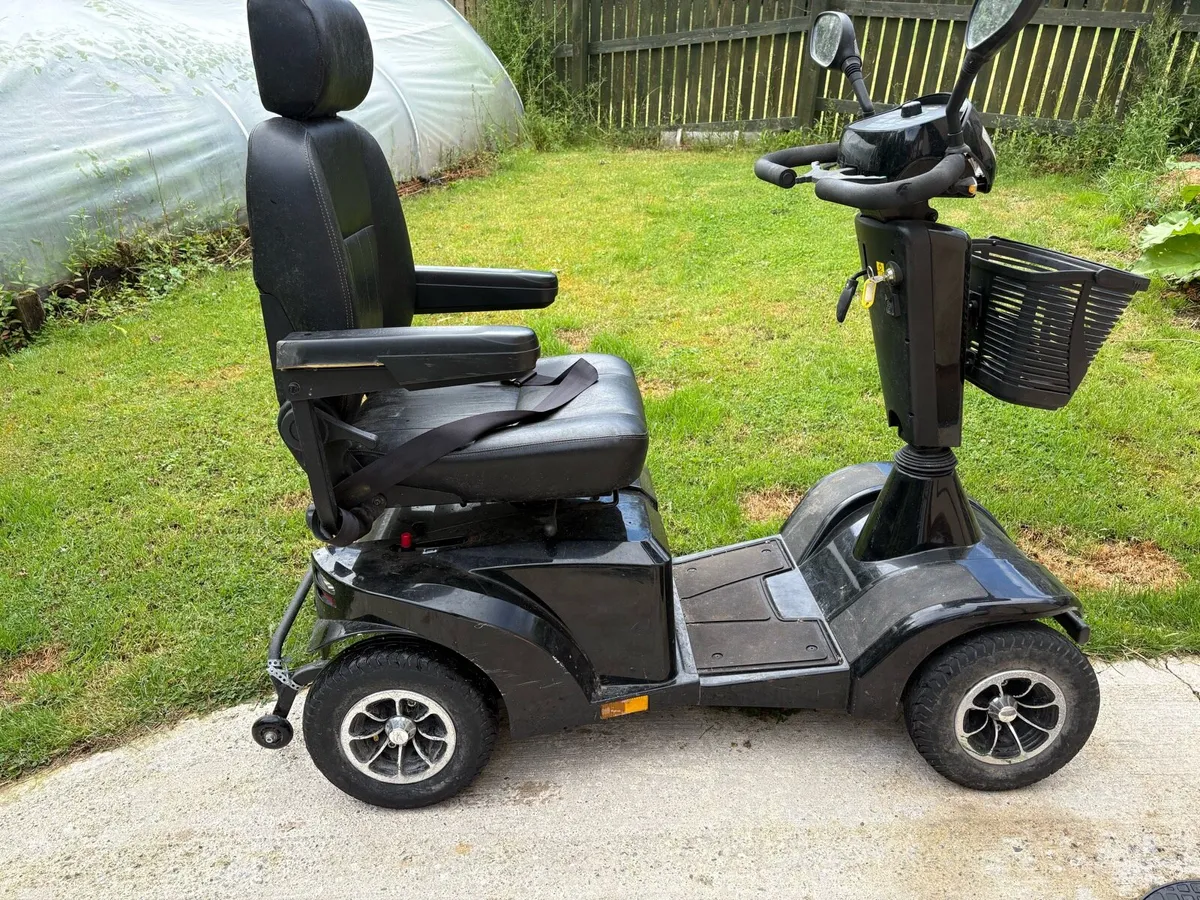 Scooter - Image 2