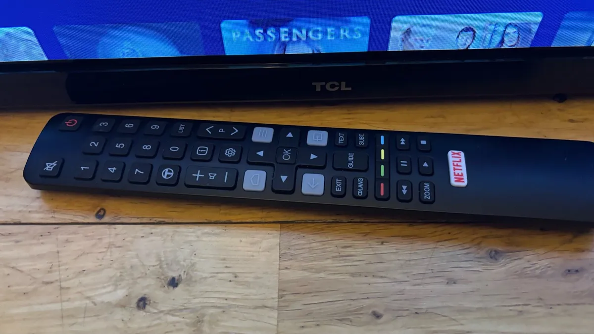32” TCL Smart TV - Image 4