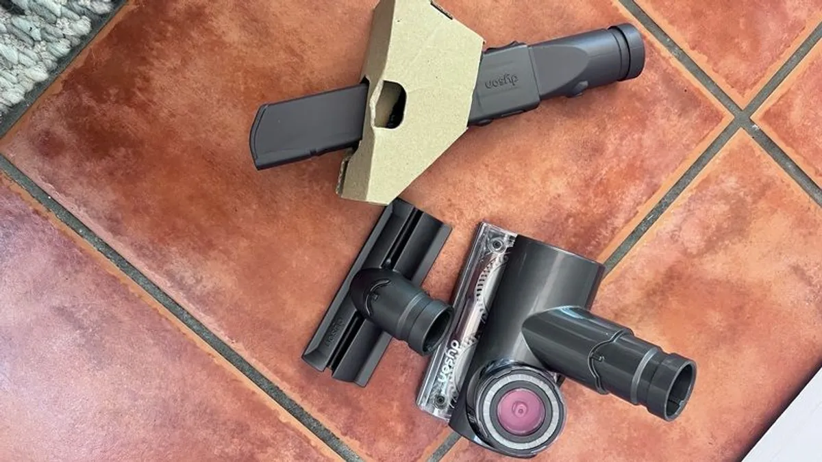 dyson v6 accessories