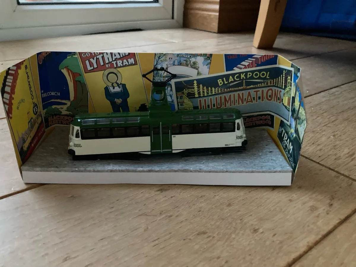 Model Blackpool Tram - Image 3