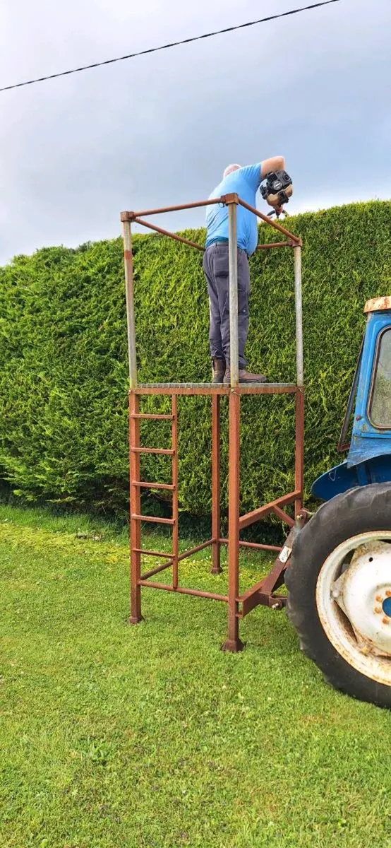 3 point linkage hedge trimming platform - Image 2