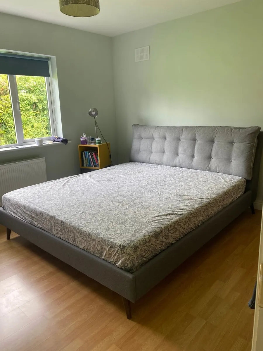 Rotherick Super King Bed - Image 1