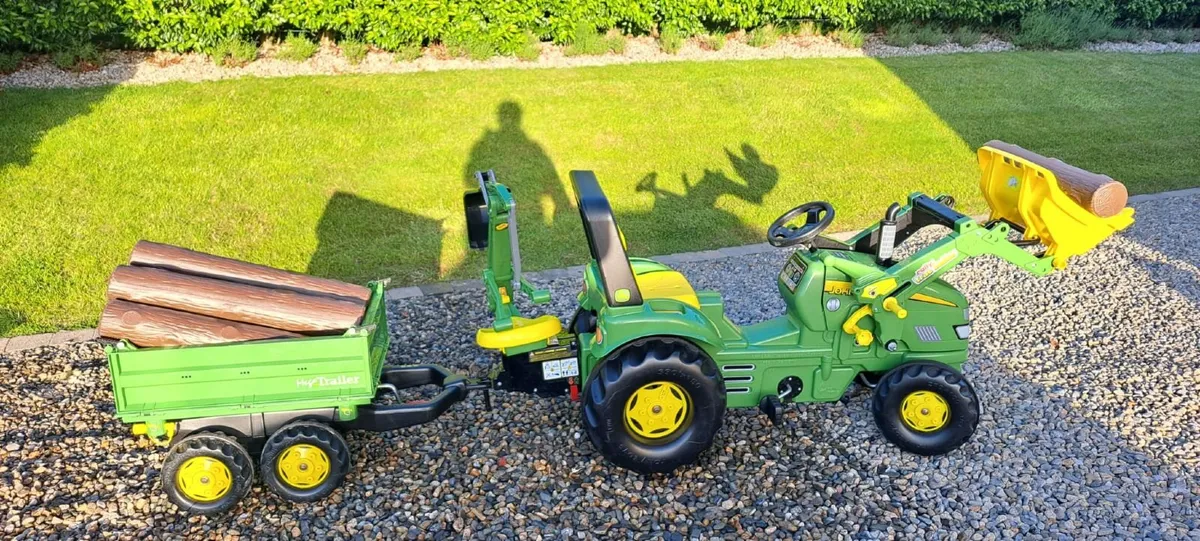Rolly John Deere toy tractor - Image 2