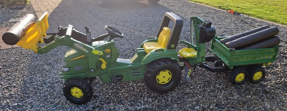 Rolly John Deere toy tractor - Image 1