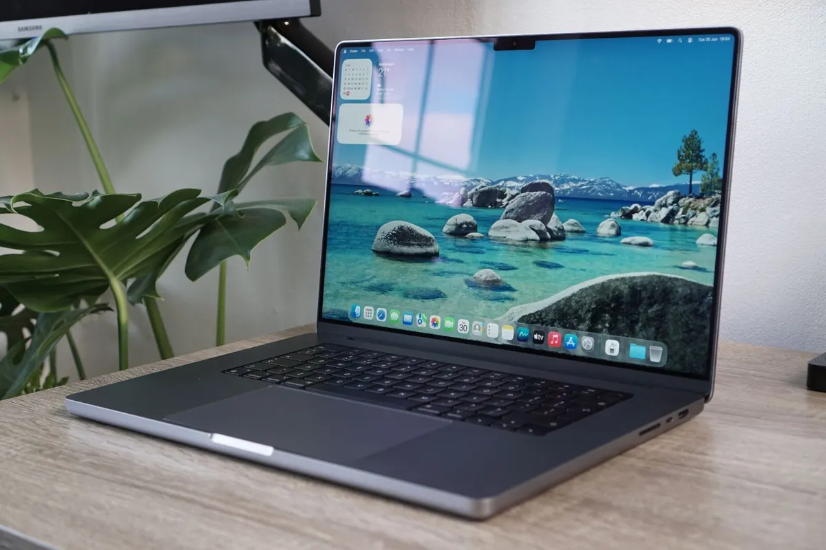 MacBook Pro 16" 2021 M1 Pro | 16GB | 512GB | 91% - Image 1