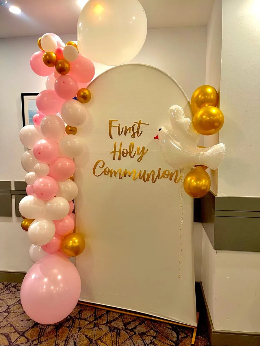 Balloons/Backdrops for Hire - Image 4