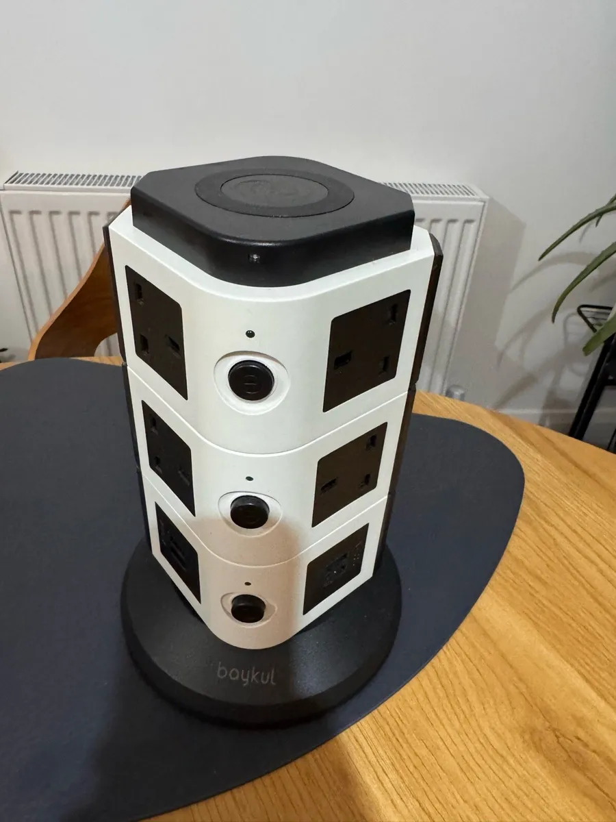 Tower Extension Lead 5m with wireless charger - Image 3