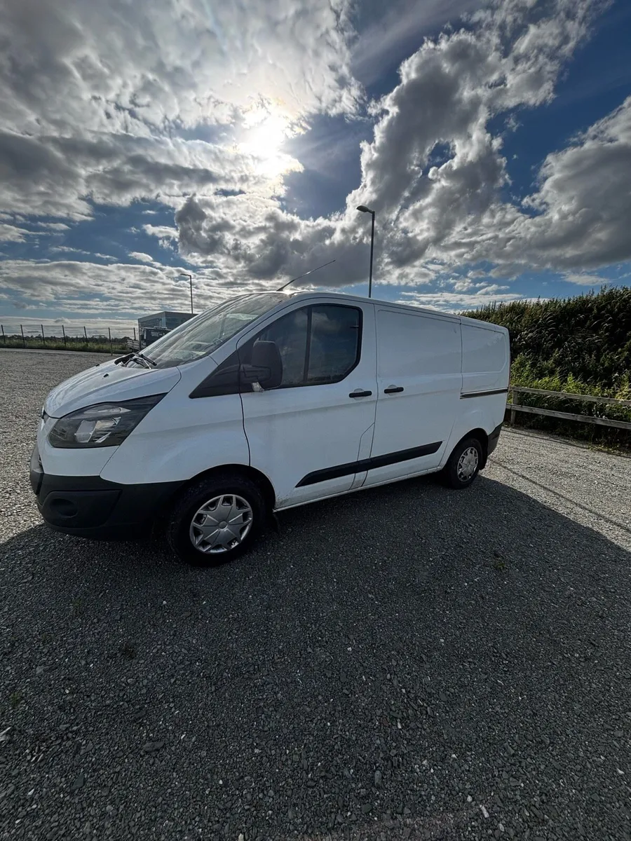 Ford Transit Custom - Image 2