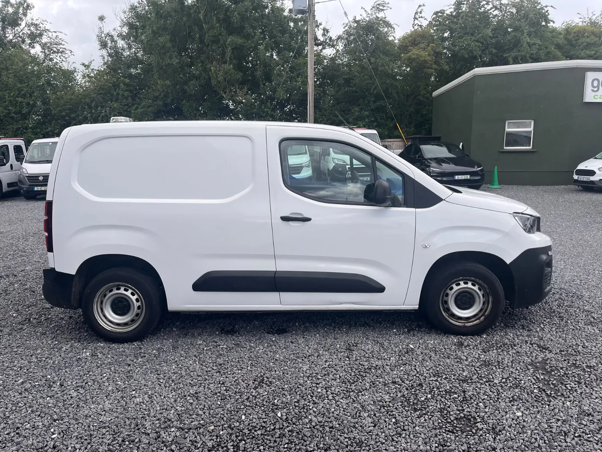 Peugeot Partner (1 Owner) - Image 4