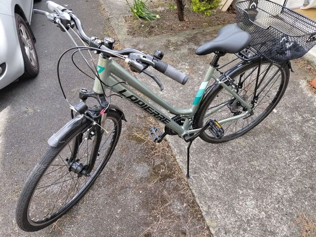 Lapierre Hybrid Trekking Bike - Image 4