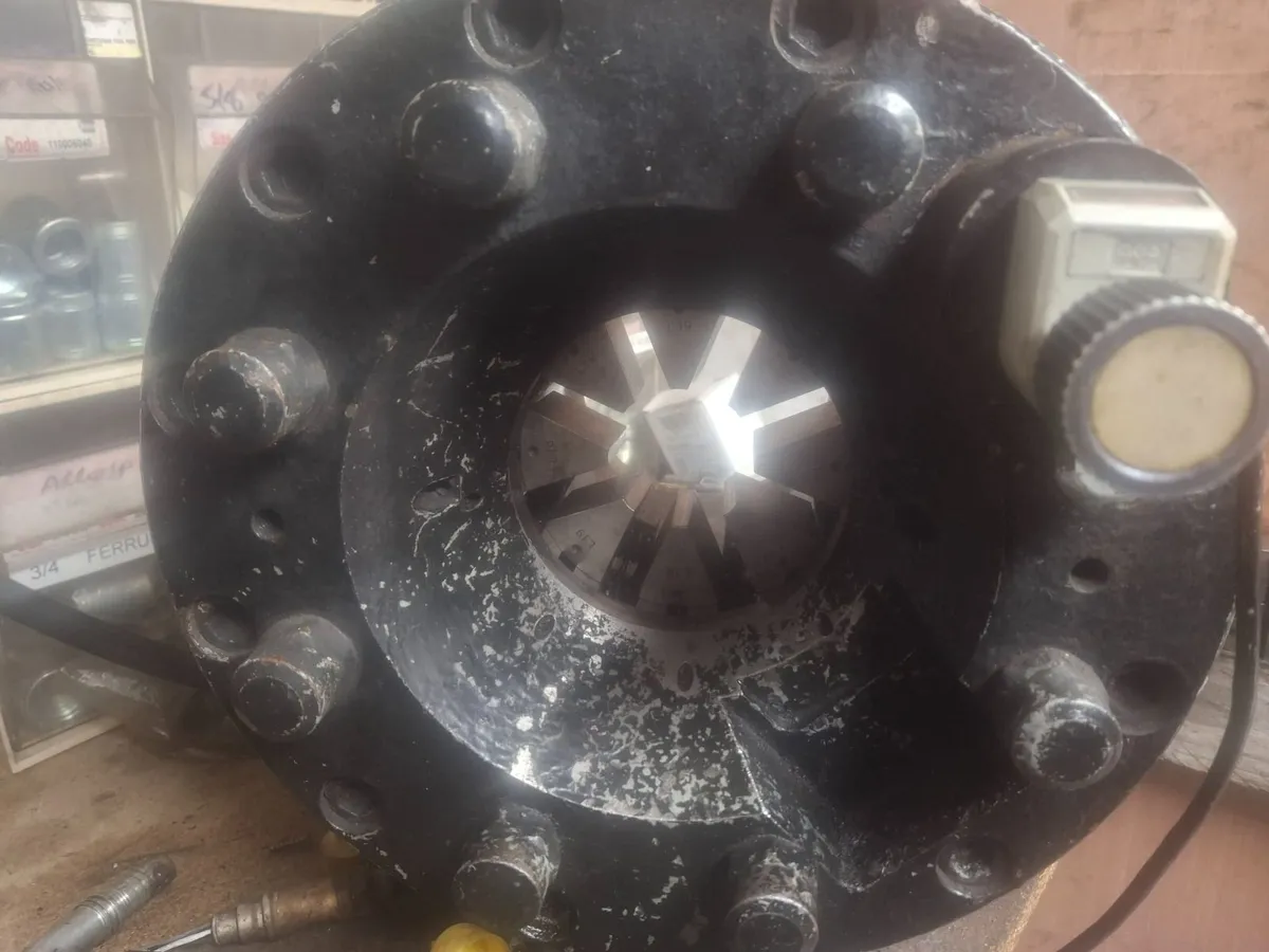 Hydraulic hose crimper - Image 3