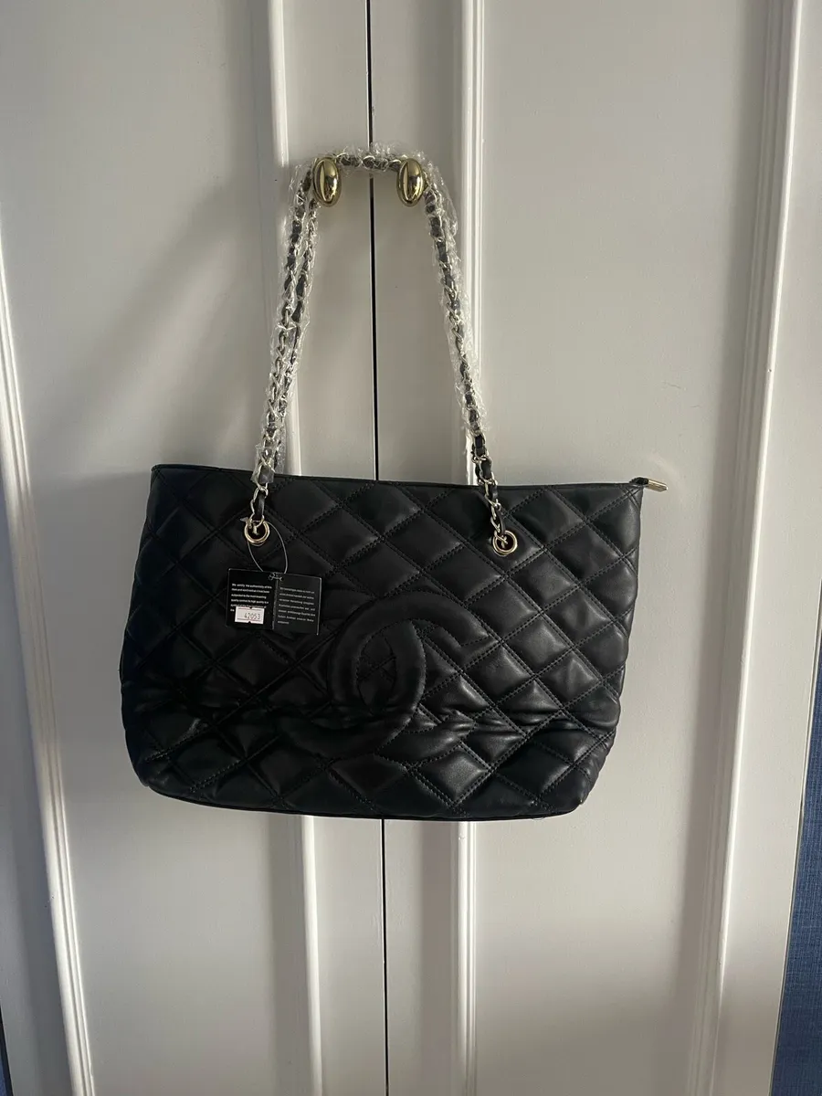 Leather handbag - Image 1