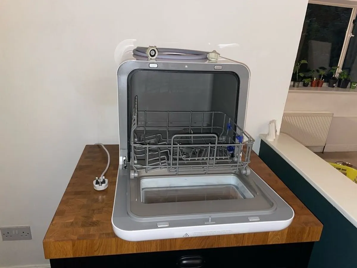 Comfee Mini Dishwasher - Image 2