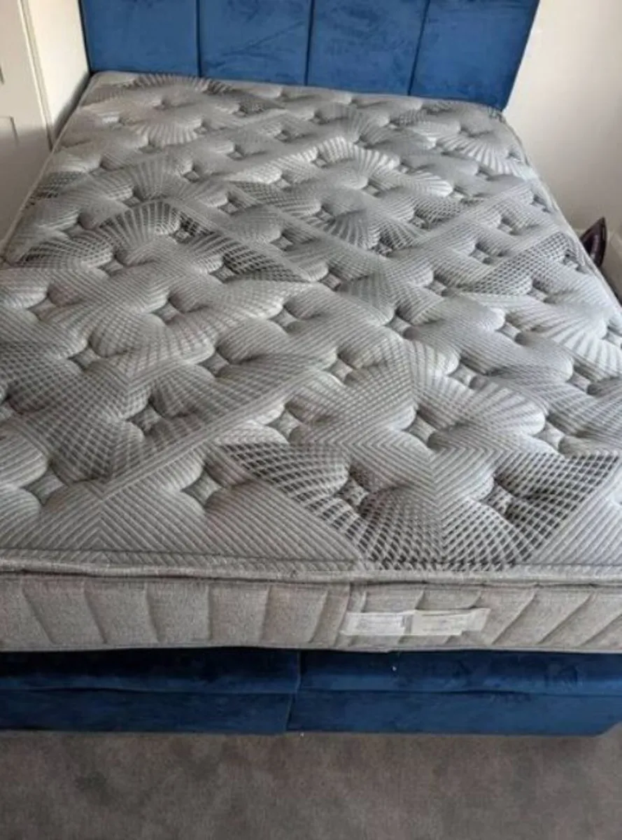 King Koil | Solitaire Motion Mattress | King | 5ft - Image 1