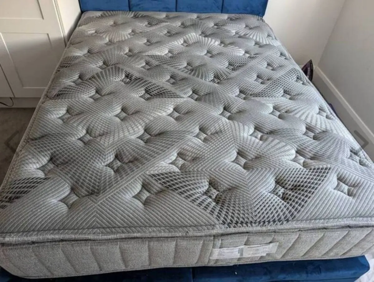 King Koil | Solitaire Motion Mattress | King | 5ft - Image 2
