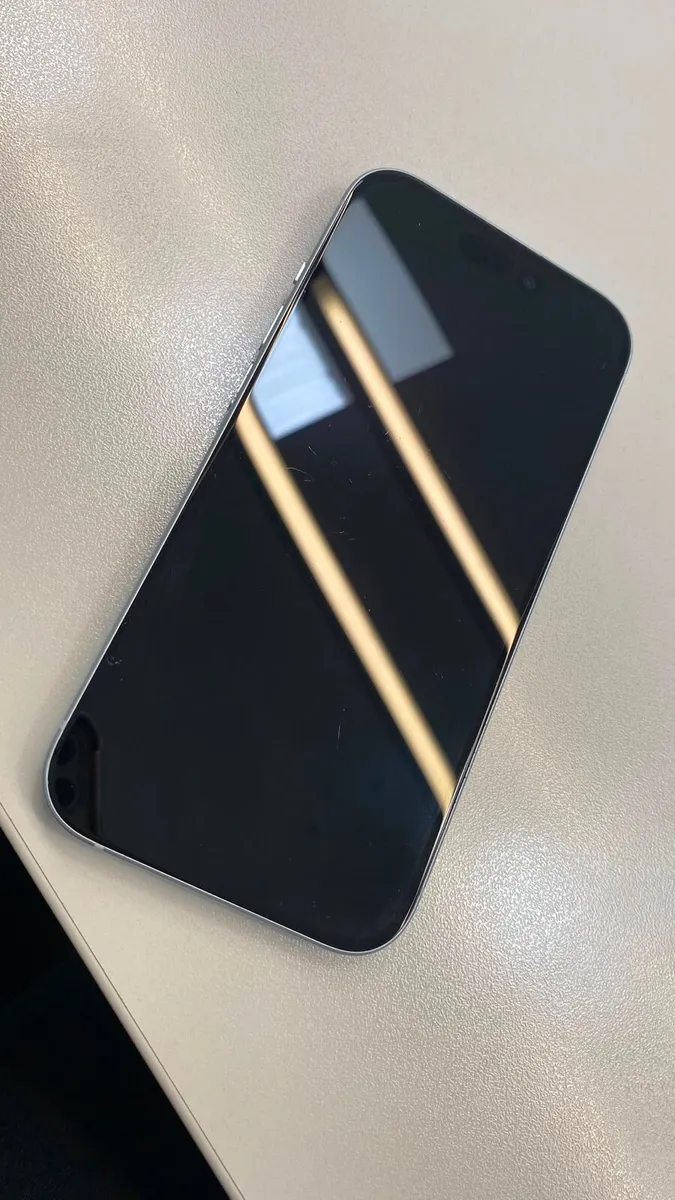 iPhone 15 – White – 128GB – Unlocked - Image 4