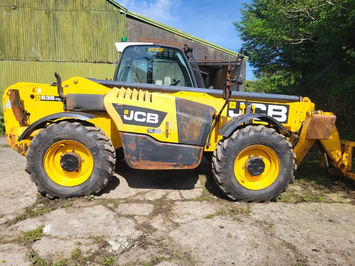 JCB loadall - Image 2
