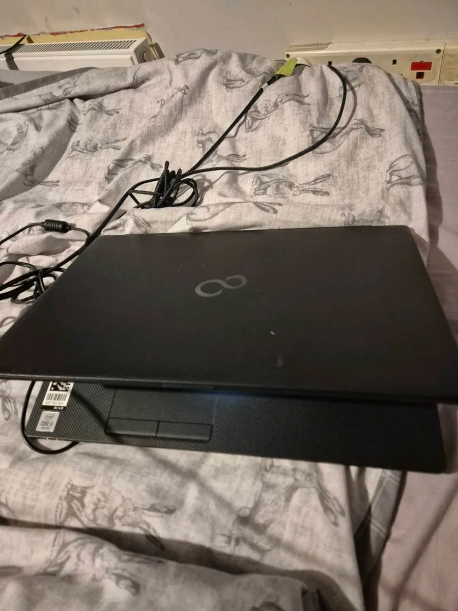 Fujitsu LifeBook A3510 Laptop - Image 3