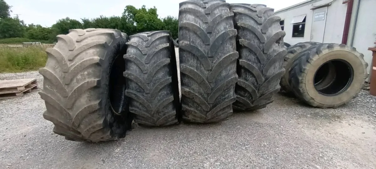 Vredestein 710/70R42 and 600/70R30 - Image 2