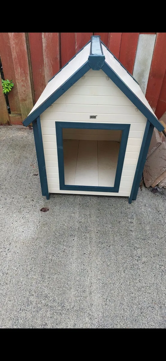 Dog kennel - Image 1