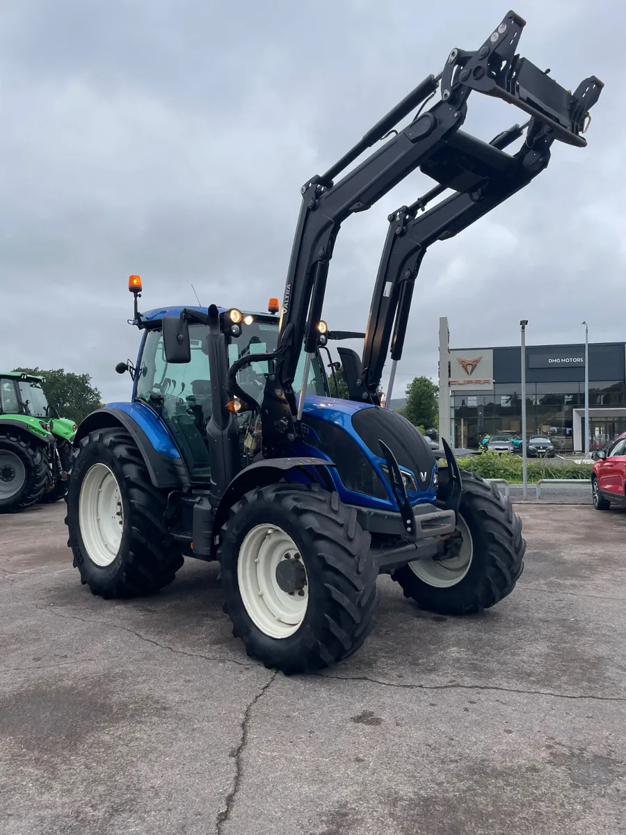 Valtra N114 Hi Tech - Image 1