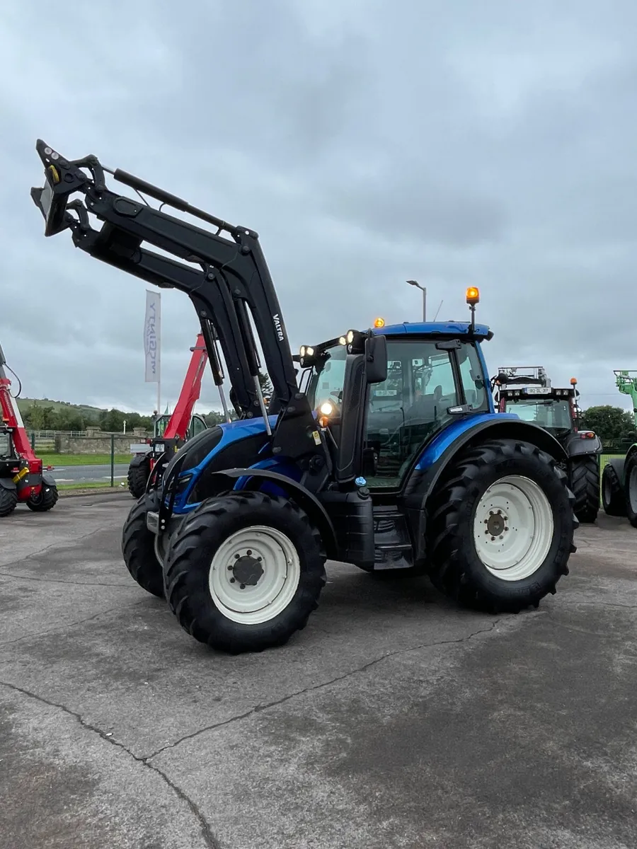 Valtra N114 Hi Tech - Image 2