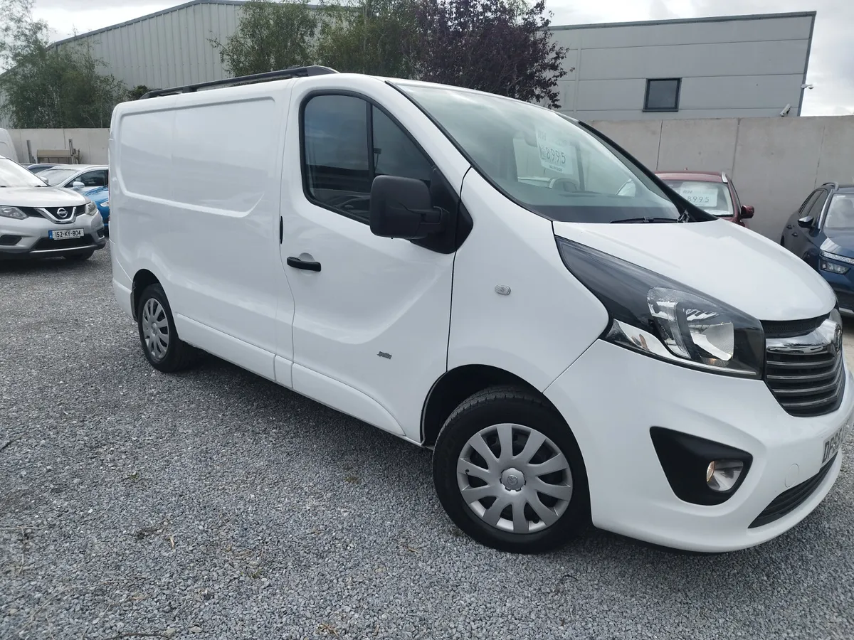 2015 Vauxhall Vivaro 1.6 cdti sportive - Image 2