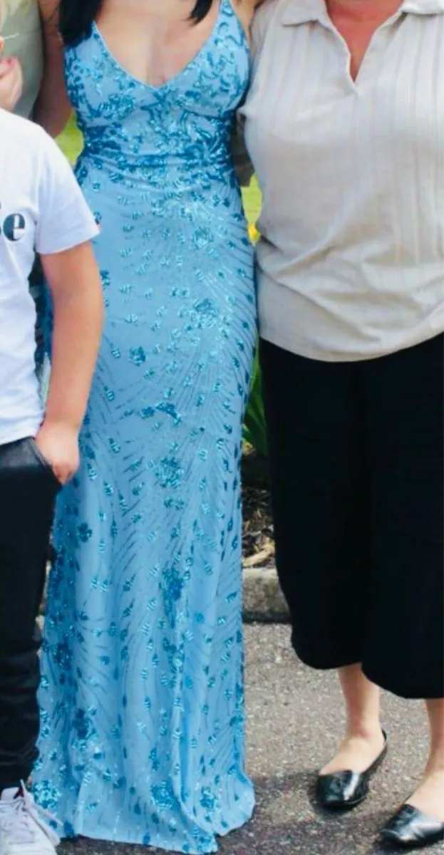 Blue sparkly debs dress - Image 4