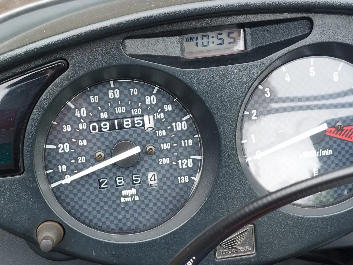 Honda Deauville 650 2003 - Image 3
