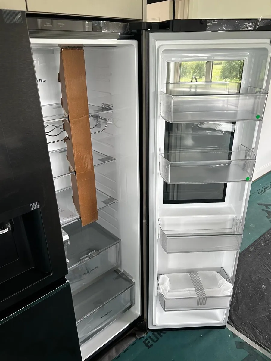 Lg Instaview Fridge - Image 3
