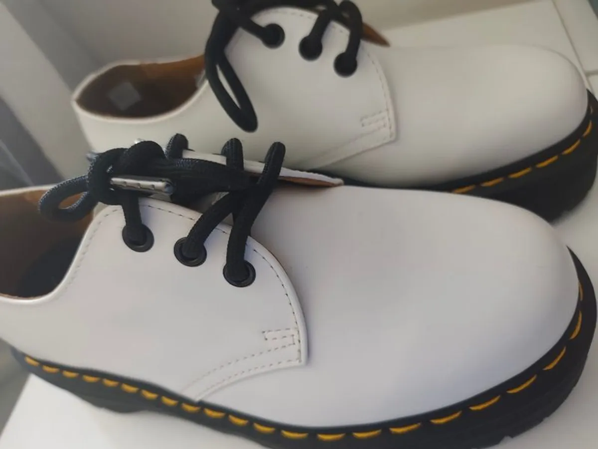 Dr Martens shoe - Image 4