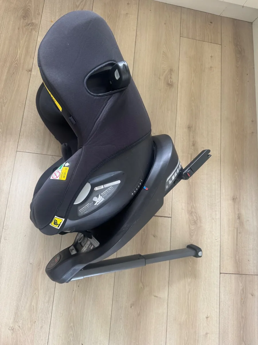 Car seat - Image 2
