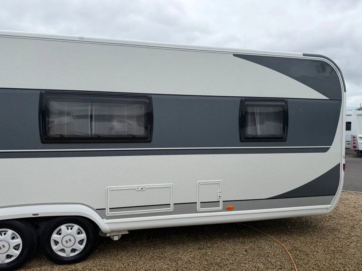 2021 HOBBY 720 KWFU 6/7/8 BERTH LUX CARAVAN!! - Image 4