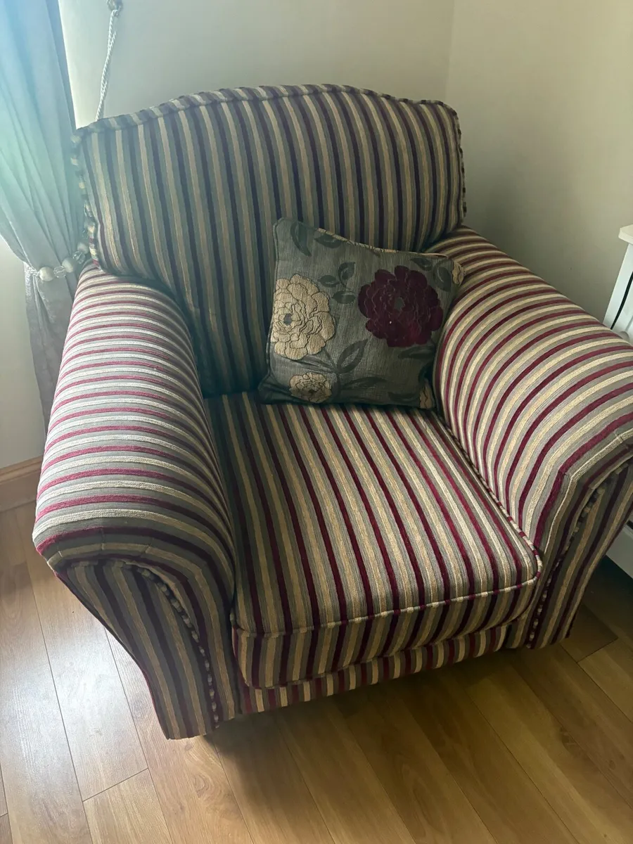 Couch &Armchairs - Image 2