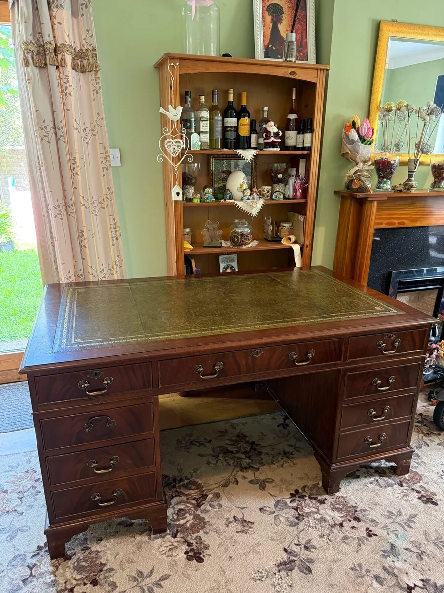 Large Vintage Mahogany Partners Writing Desk - Image 3