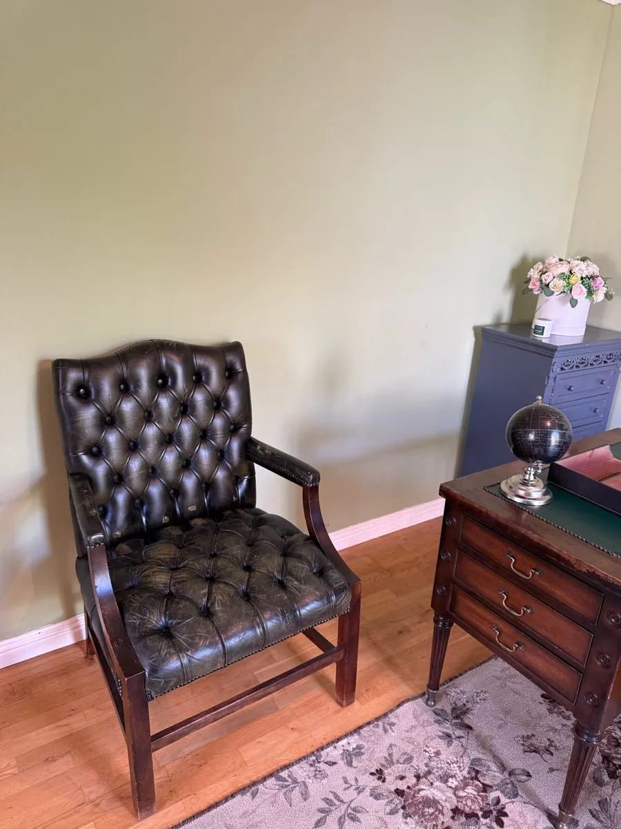 Vintage Chesterfield Gainsborough Armchair - Image 3