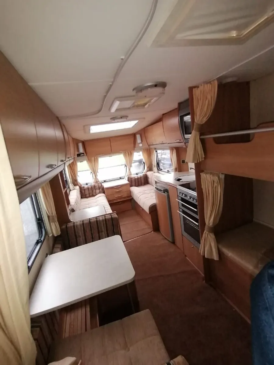 Swift Charisma Caravan - Image 4