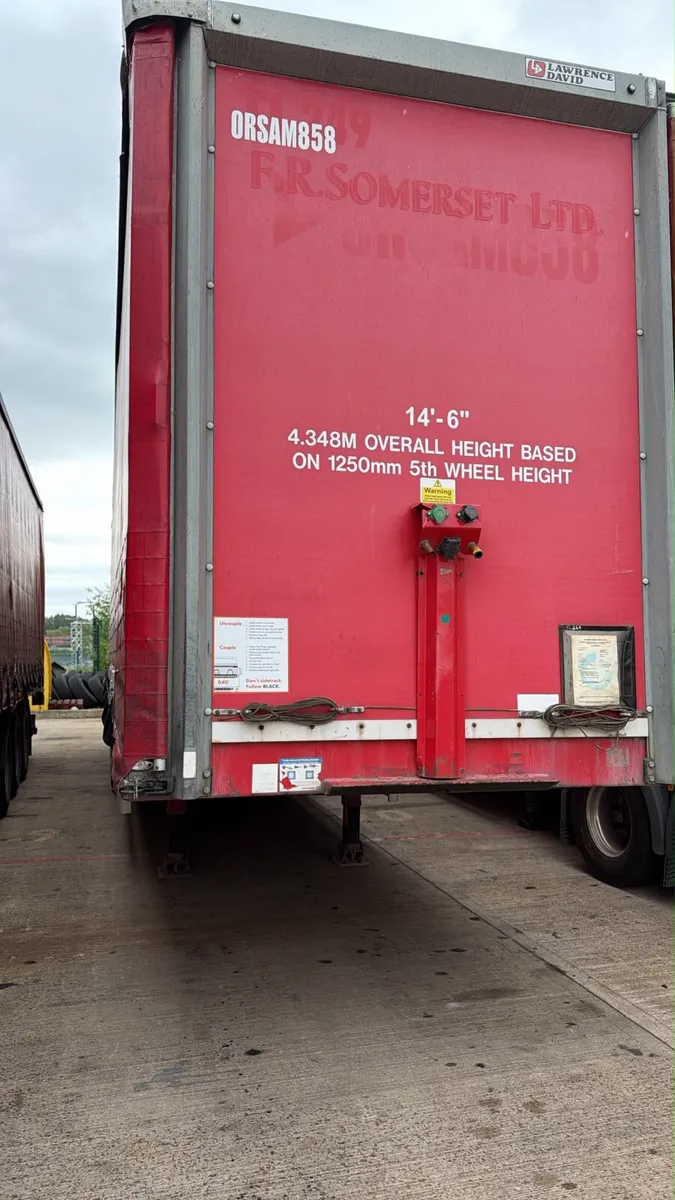 2016 4.4M Curtainside trailers - Image 3