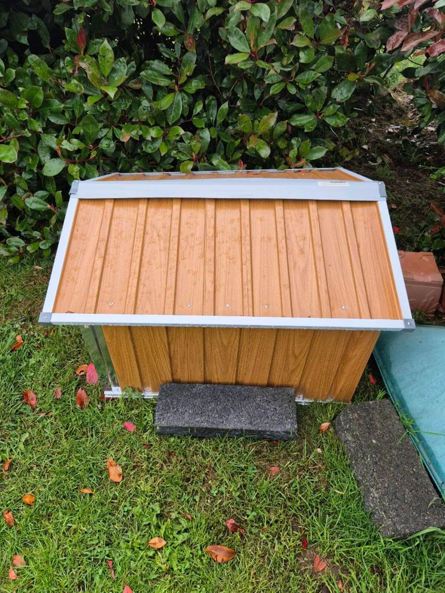 Robot Lawn Mower House - Image 1
