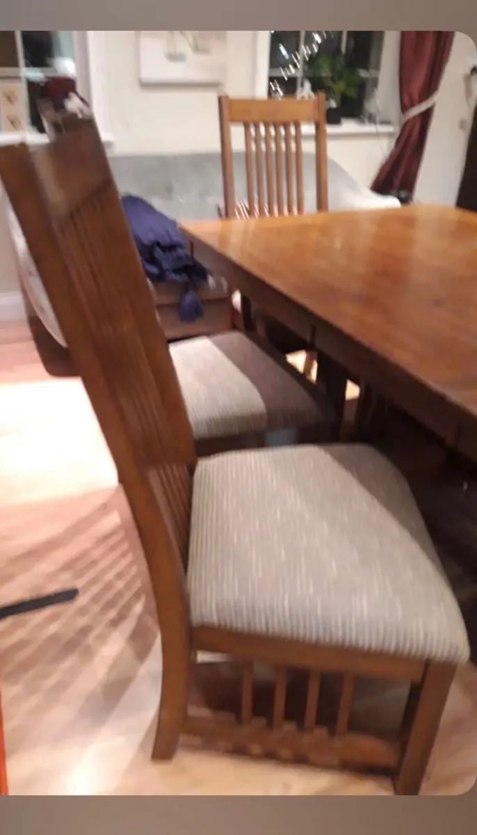 Large dining table and chairs - Image 2